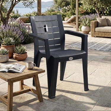Boss BG-673 Bistro Full Plastic Chair