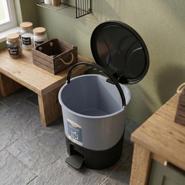 Boss Premium Dual-Tone Pedal Dustbin